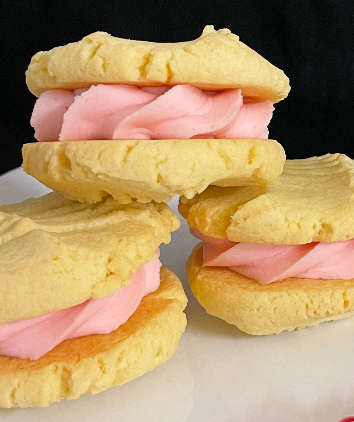 Raspberry Kisses - Bag of 7